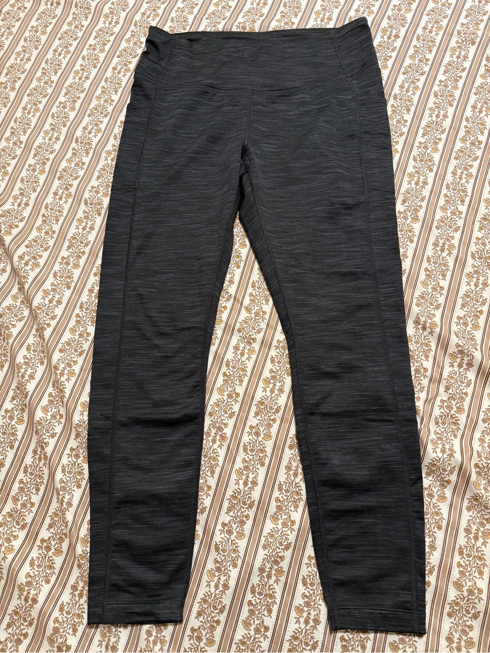 Mondetta Black Performance + Luxury Charcoal Leggings